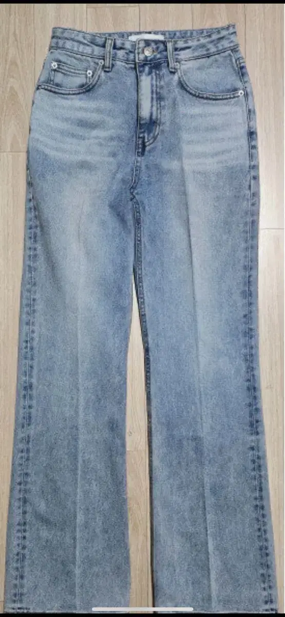 던스트 70s semi flared jeans 연청